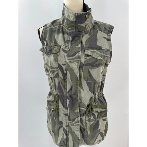 Nordstrom Caslon Green Camo Utility Vest Military Pockets Small - Picture 1 of 12